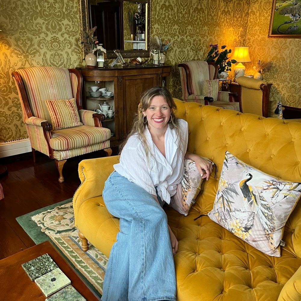 Meet your Posher, Jennifer